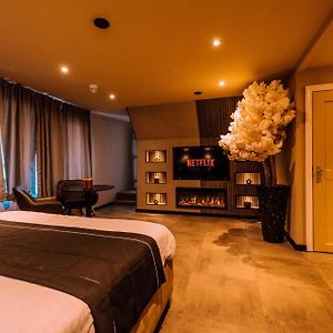 Hotel Buren